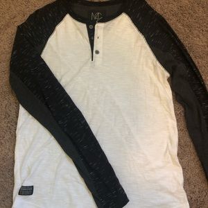 Men’s long sleeve shirt